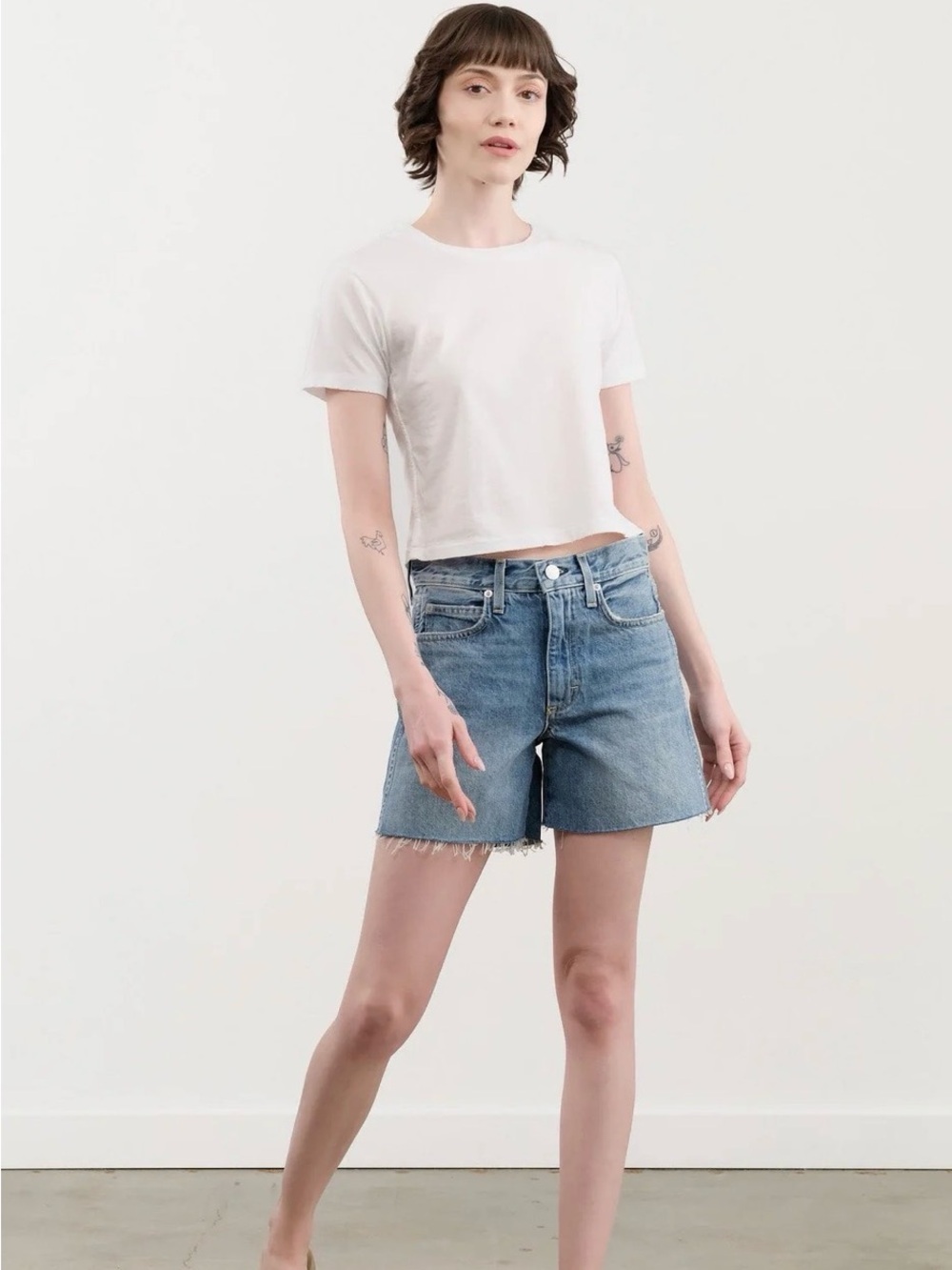AMO high rise Billie Jean denim shorts size 28